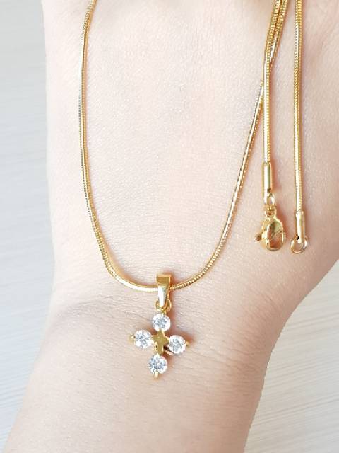 Kalung salib cantik / kalung dalib titanium gold fashion model elegant kualitas import antikarat