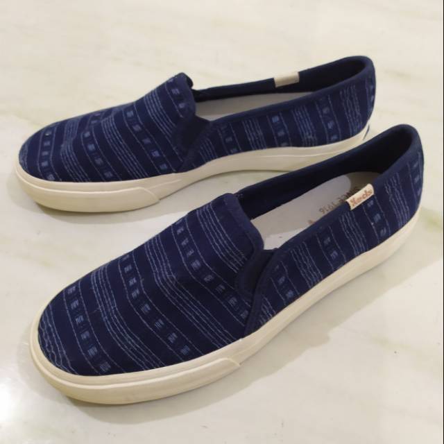 striped keds