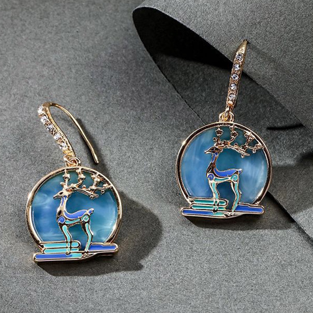 Hu Hu Hu Hu Hu Alat Bantu Pasang Kacamata♡ 1 Pasang Anting Kait Bahan Metal Motif Ikan Gaya China Untuk Wanita