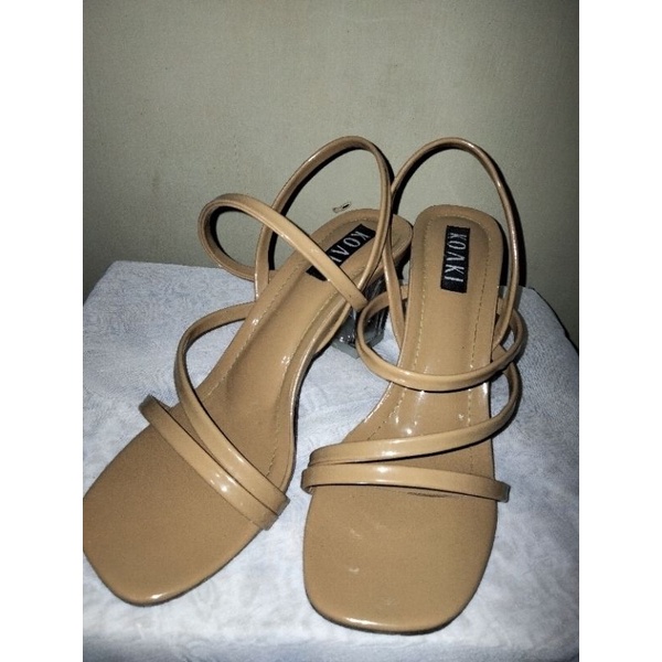 PRELOVED HEELS SENDAL KOAKI MURAH