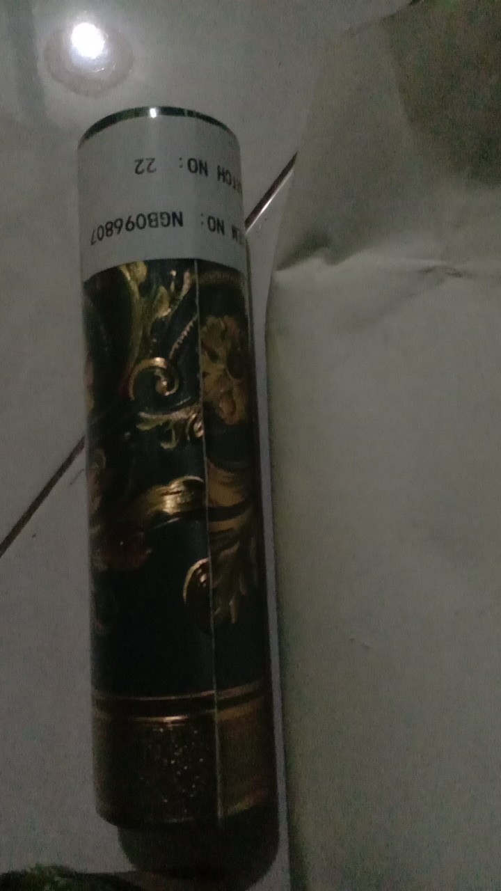 Wallpaper Dinding Borderlist Klasik Mewah Green