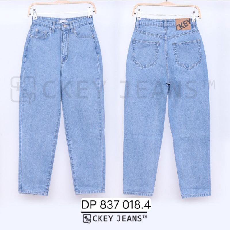 MCO - C24 HW Boyfriend Jeans Polos Tidak Melar