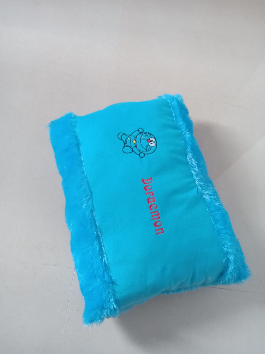 Bantal Jumbo Karakter Dewasa Besar 53cm