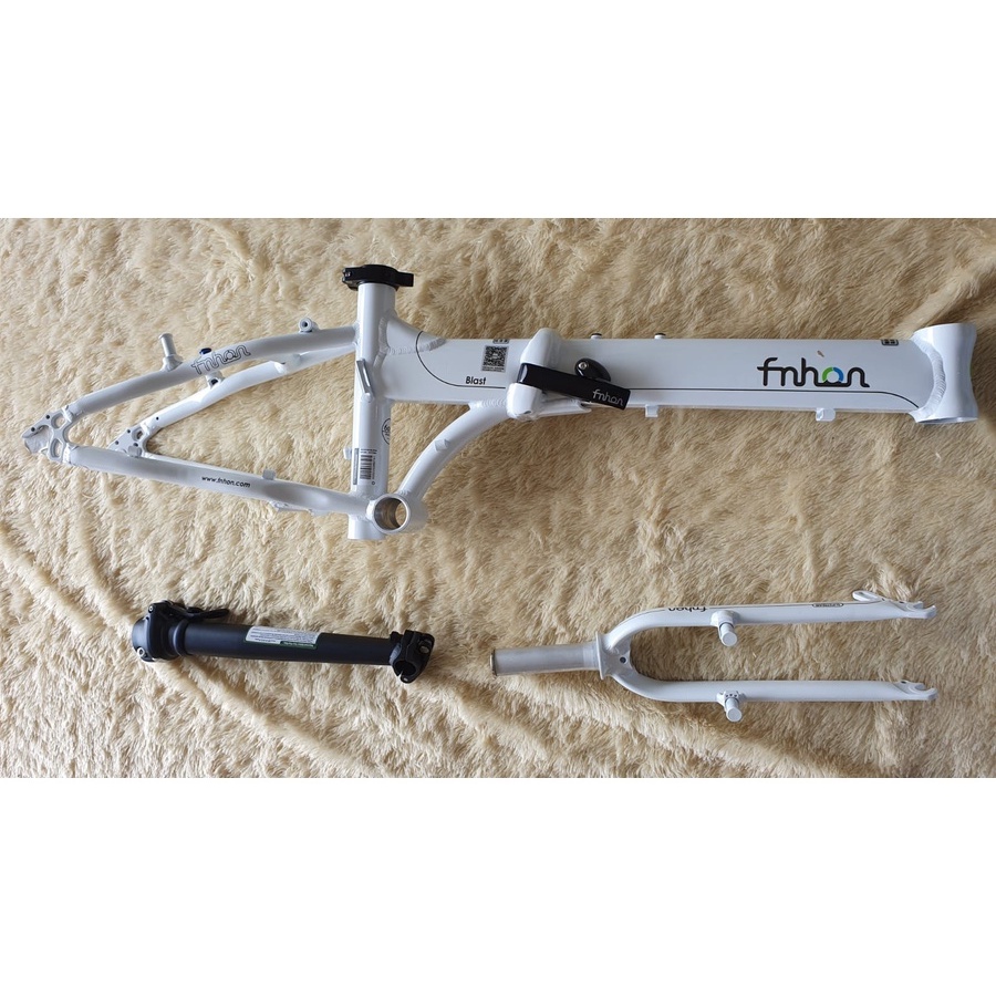 Frame Fork plus Handlepost Fnhon Blast V Brake 20 22 inch Warna Putih Alloy