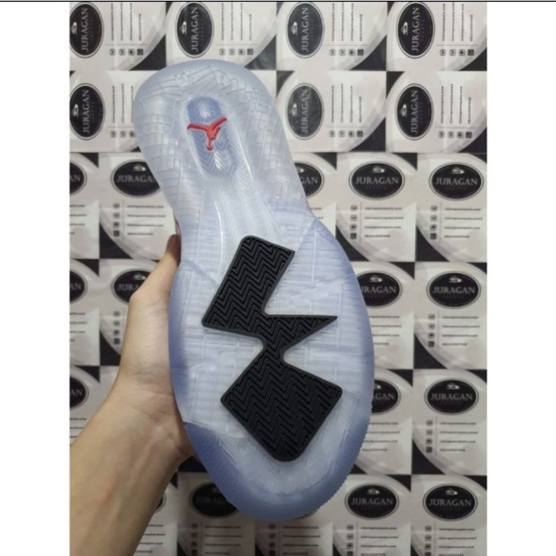 Jordan Mars 270 &quot;Fire Red&quot;