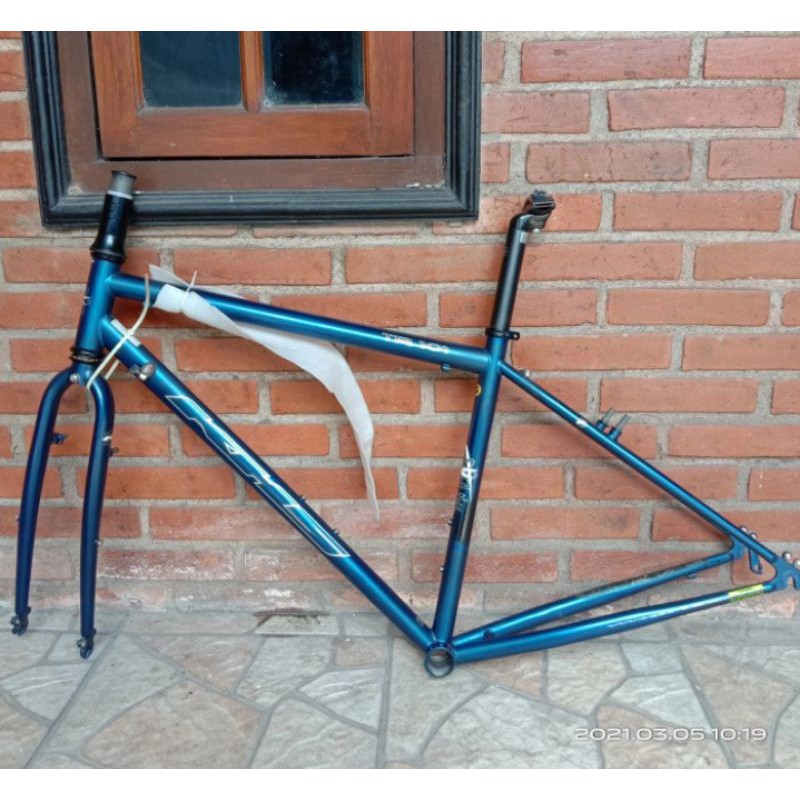 frame sepeda touring chromoly