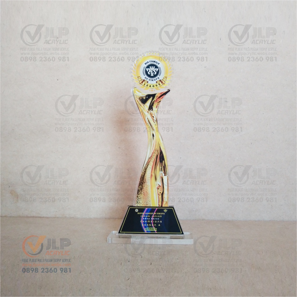 Piala PES, Trophy PES, Trophi PES, Tropy PES, Tropi PES, Piala Bola PES, Trophy Bola PES, Trophi Bol