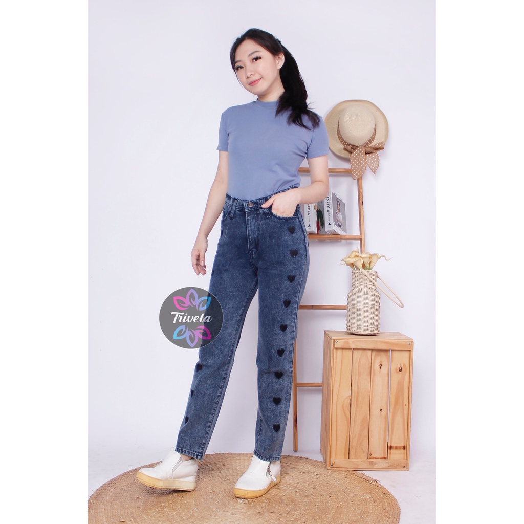 Celana Boyfriend Jeans Wanita Loose Jeans Bordir Love Avanti / Boyfriend Love