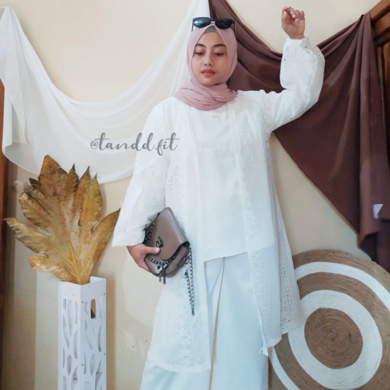 OUTER LACE BRUKAT PUTIH IMPORT PANJANG/ OUTER PUTIH PANTAI/ ALIKA OUTER BROKAT / OUTER BROKAT PUTIH 