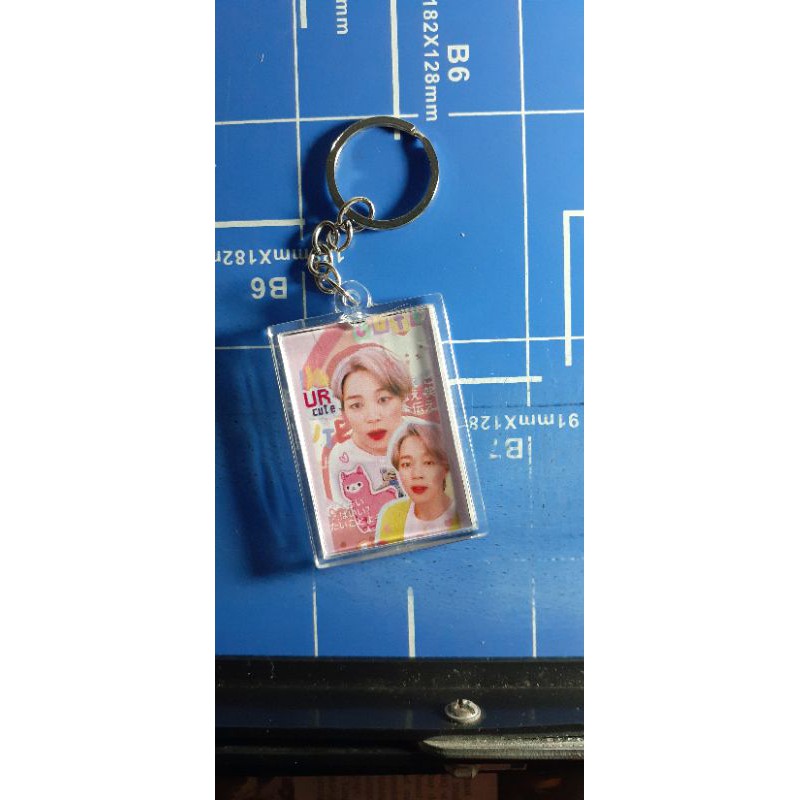 Gantungan Kunci Keychain Insert Akrilik Kpop Custom