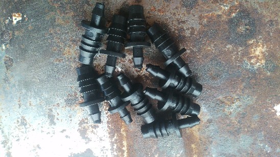 Konektor Selang Pe 7 Mm (1/4 Inch) Ke 11 Mm (3/8 Inch)
