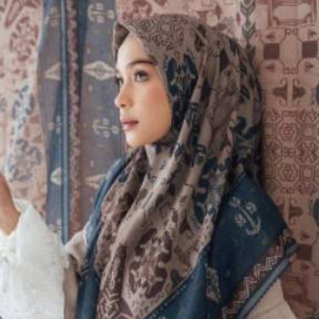 Hijab Segiempat Motif Sumba Scarf Lasercut