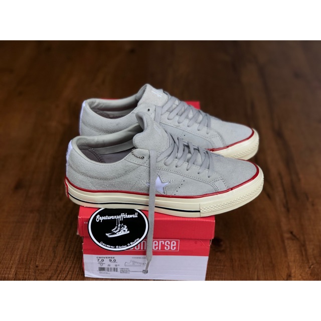 Converse One Star ( Undefeated )