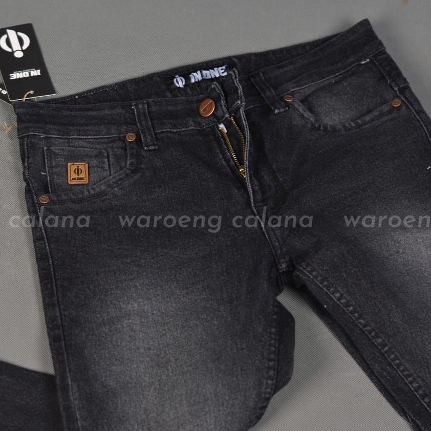 CELANA JEANS PRIA/CELANA JEANS IN ONE/CELANA JEANS MURAH/CELANA DISTRO BANDUNG/CELANA JEANS  BANDUNG