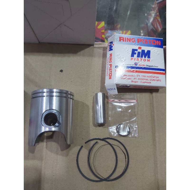 piston FIM FIZR FORCE1 os ov std 50 100 150 200 plus ring seher
