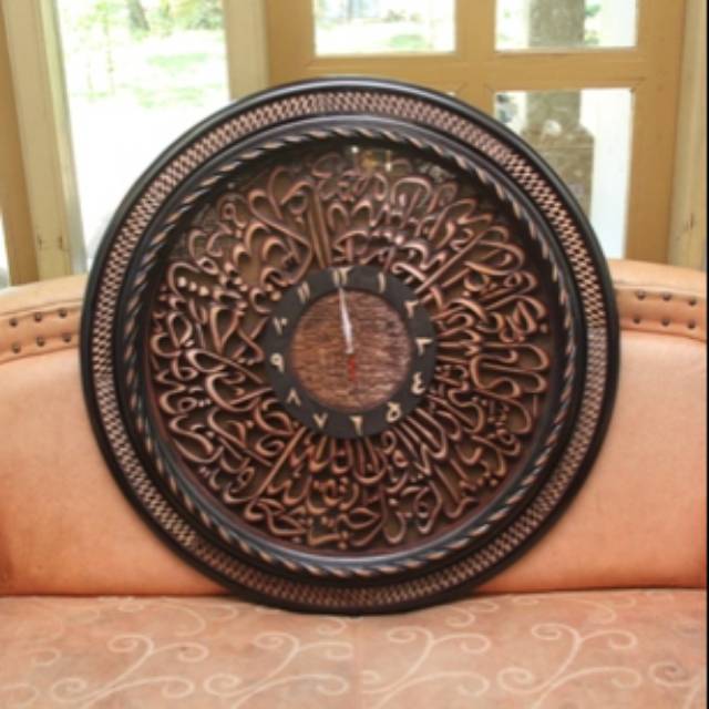 Jual Jam Dinding Kaligrafi Ukir Kayu Jepara - Kaligrafi Ayat 1000 Dhinar - Produsen Kaligrafi Jepara