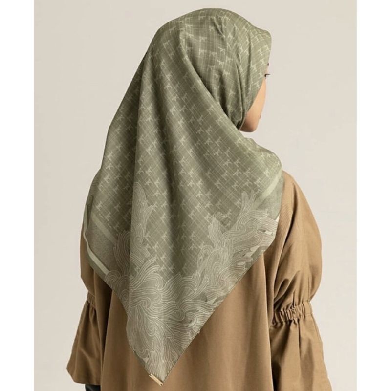 Kamiidea Monogram Scarf