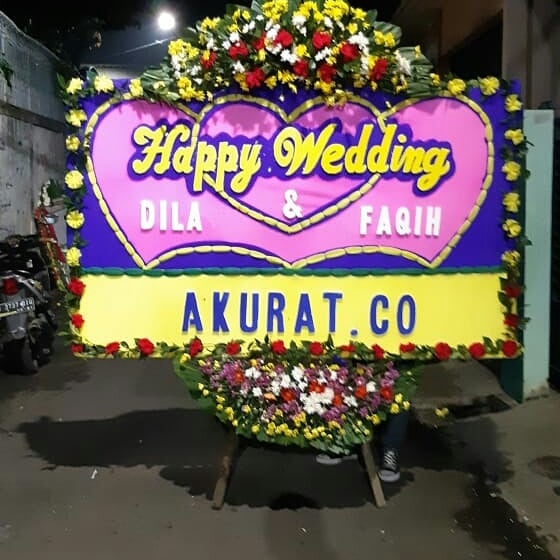 Papan Bunga Wisuda  Bunga Papan Karangan Bunga