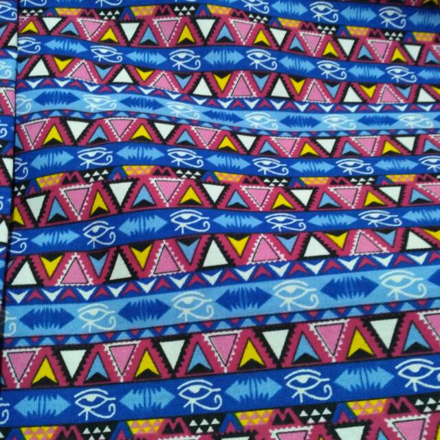 Kain Kanvas Meteran Motif Tribal Biru&Merah