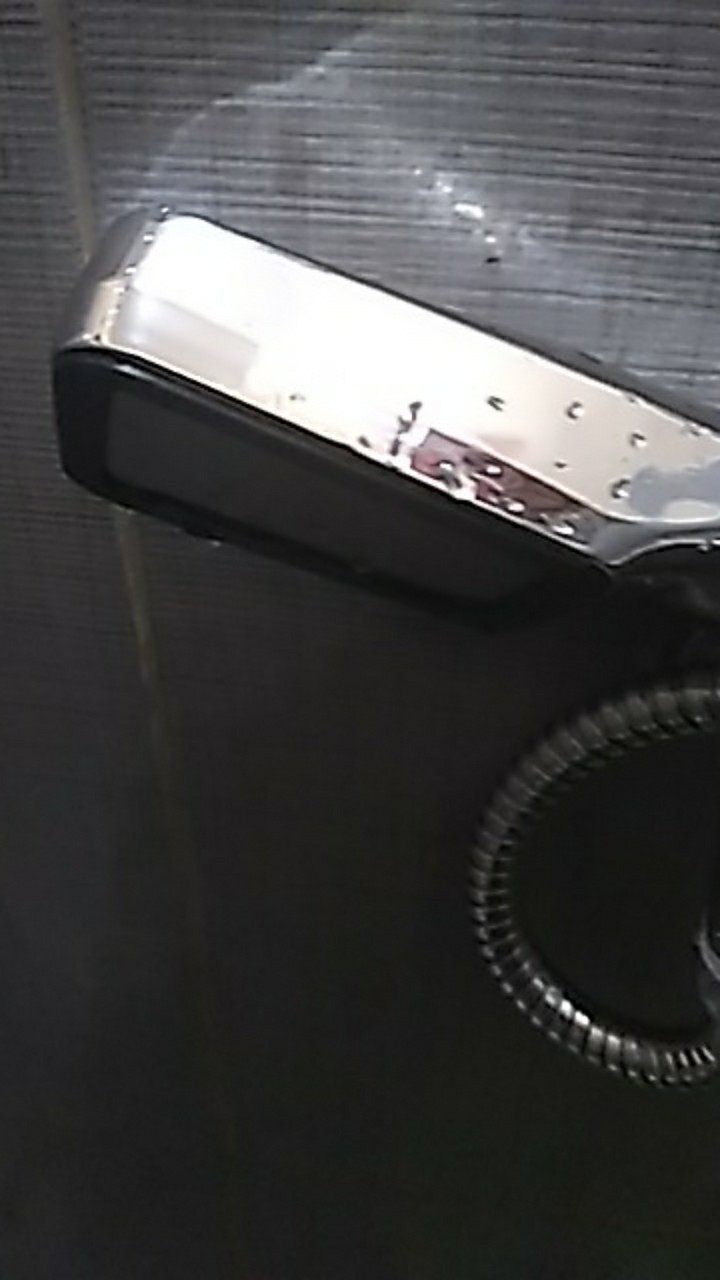 Shower Aerator Paket Shower 300 Lubang Paket Selang Flexible 150cm Dan Braket System