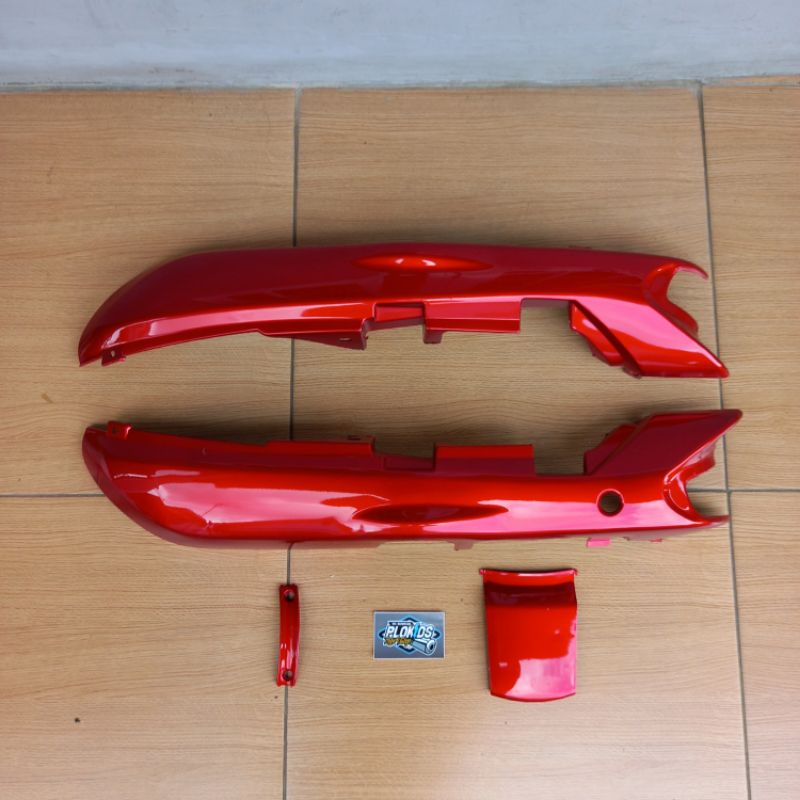 Cover Body Honda Astrea Grand Sabit Warna Merah Maroon