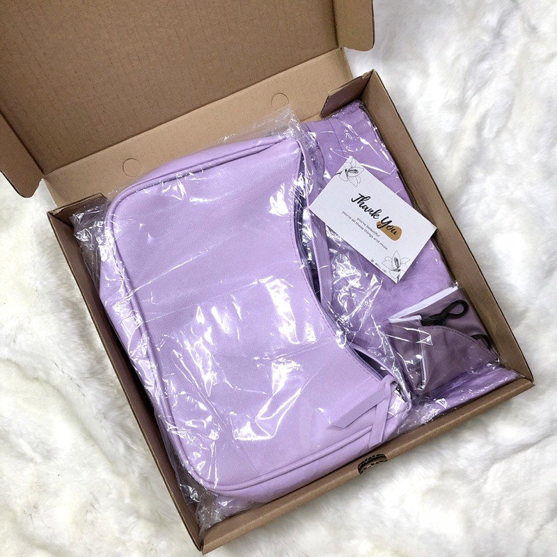 

Lilac box set | Kado ulang tahun |Hampers|Lilac box|Baju Lilac|Kaos lilac|Masker lilac| Tas lilac