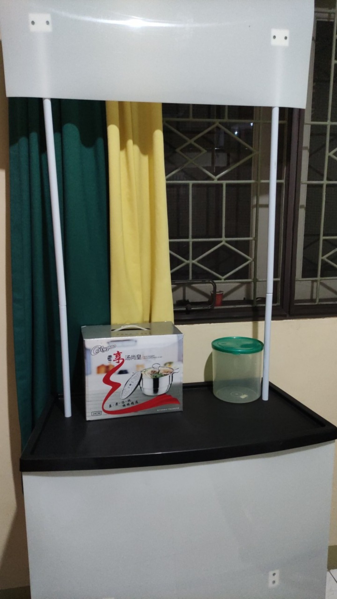 Both Portable Putih Polos Tanpa Cetak / Meja Jualan Event Desk Tanpa Cetak Meja Promosi Putih Polos