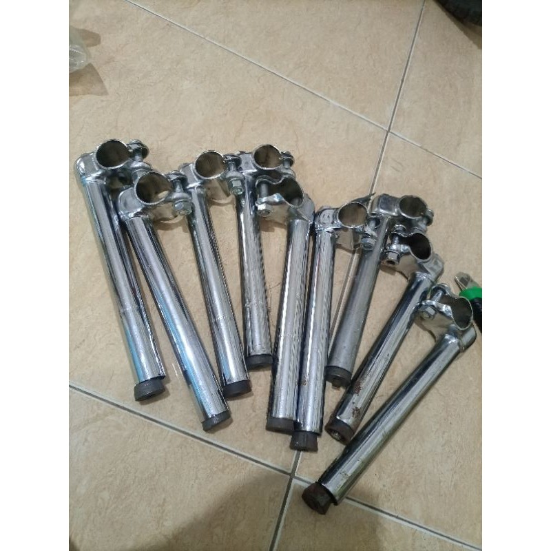 Tiang Stang Mini Minion Jengki