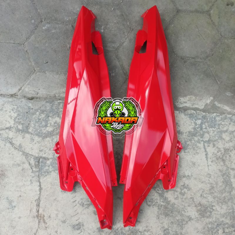 COVER BODY BELAKANG VARIO LED 125 150 NEW BODY HONDA VARIO LED 125 150 NEW HITAM MERAH PUTIH
