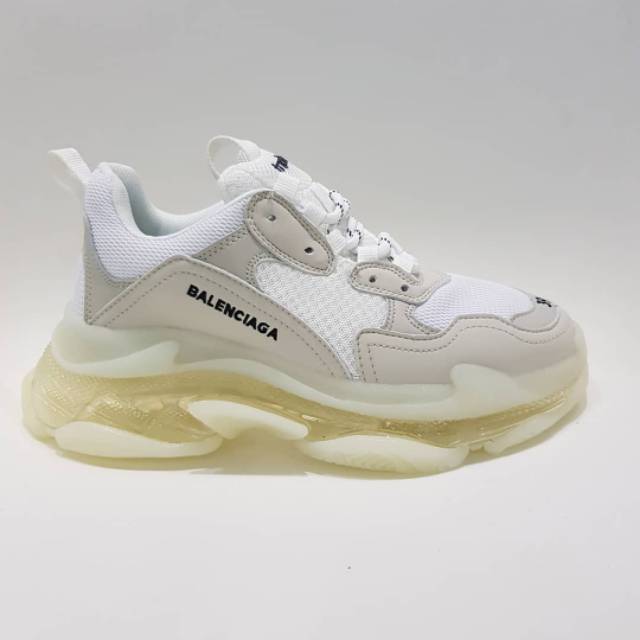 Sepatu Balenciaga Triple S V2.0 White - Balenciaga Triple S V2.0  Balenciaga Triple S Grade Original