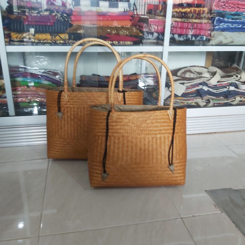 tas bambu( tas pasar )