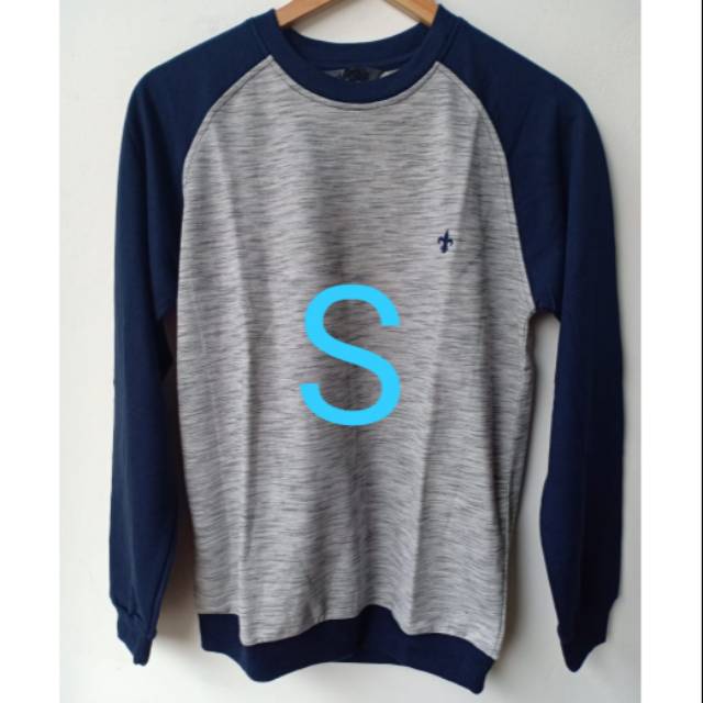 Sweater Pria Details