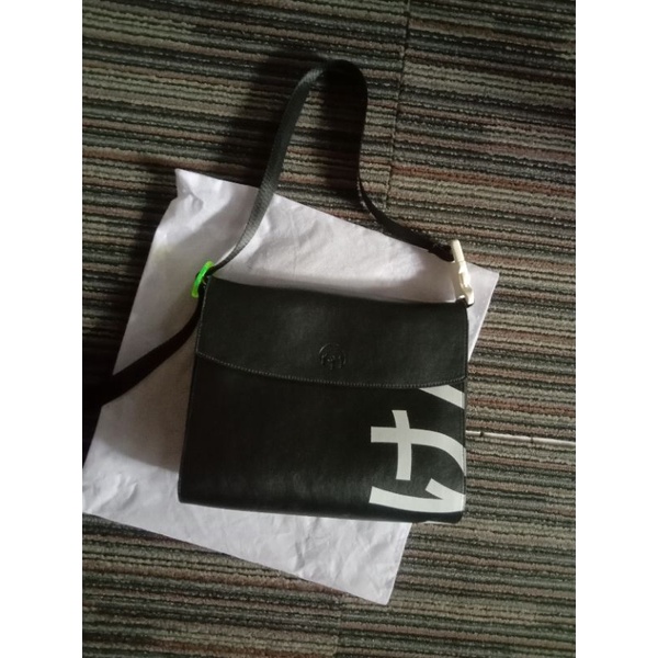 Scipaprock Sling Bag like a new