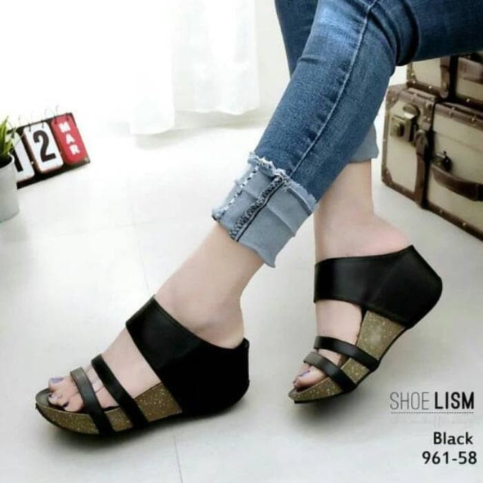 Wedges Wanita Zahira SDW312