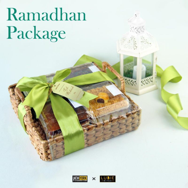 

Dessert Box by Lubie Bites - Hampers Lebaran