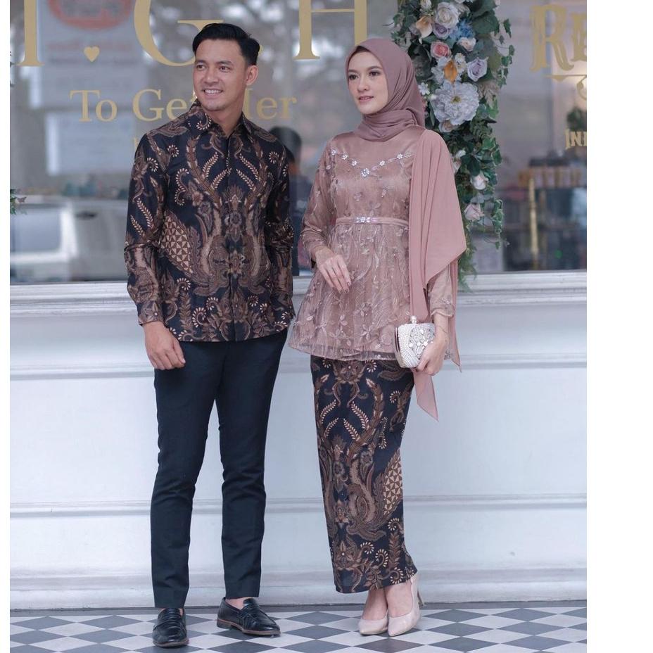 Model Baru.. Batik Couple Kebaya Modern Kebaya Wisuda Lamaran Baju Tunangan Batik Brukat Terbaru Baj