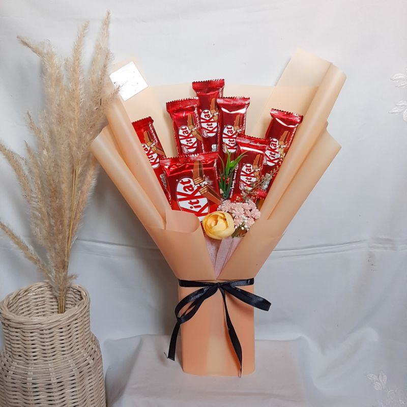 

bouqet coklat // bouqet murah // bouqet wisuda kit kat