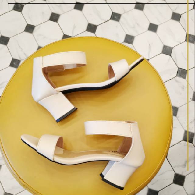 Flo Cream - High Heels