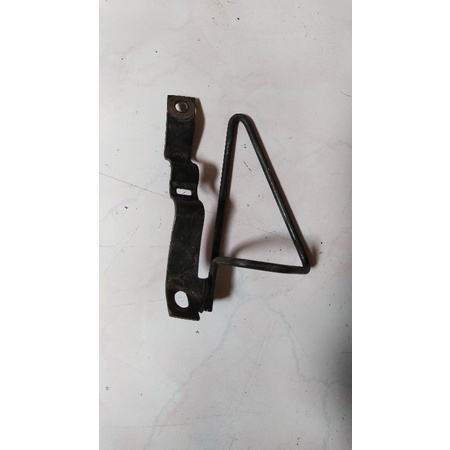 breket selang rem depan dudukan selang kaliper rem depan yamaha Mio soul original