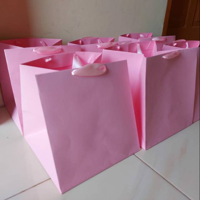 

paperbag polos 27*27*20