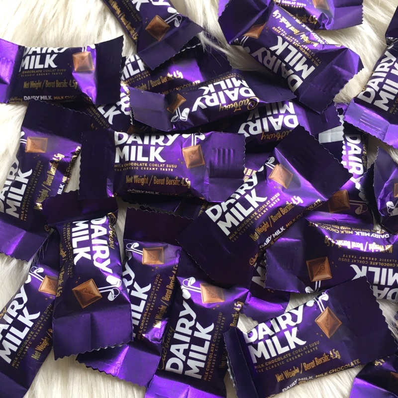 

[SATUAN] Ecer Import Halal Cadbury Dairy Milk Mini Product Malaysia