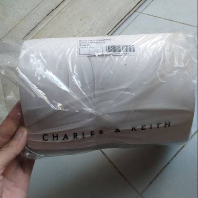 Charles & Keith Grommet Sling Bag - Tas Charles &Keith 100% Original