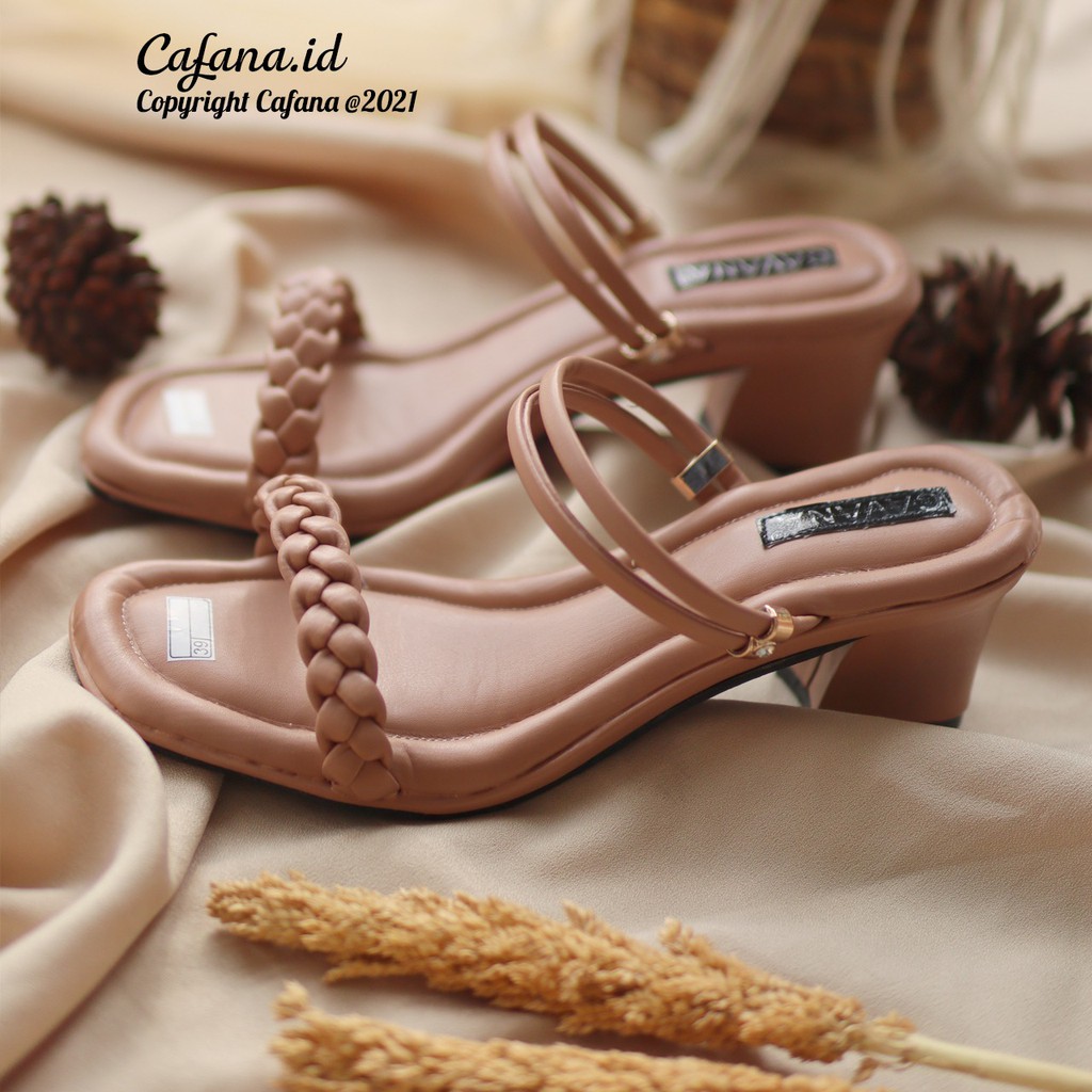 Sandal Heels Wanita Kepang Reyna SDH225