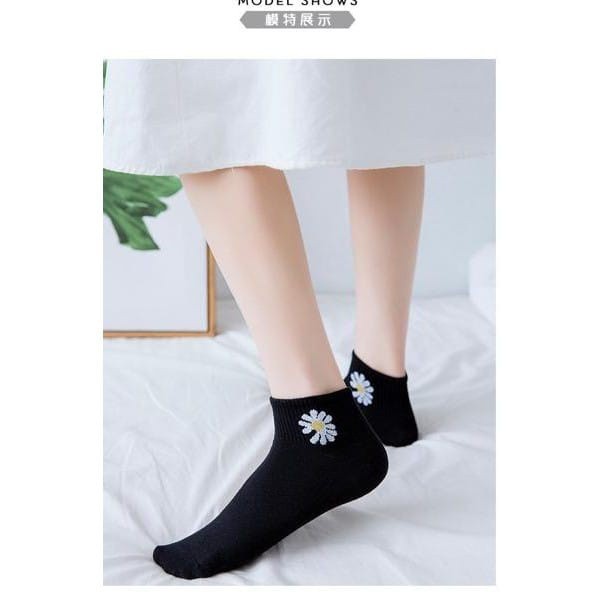 ♫ Megata ♫ A056 Kaos Kaki Wanita Motif Bunga Kaoskaki Pendek Semata Kaki Fashion Korea Import