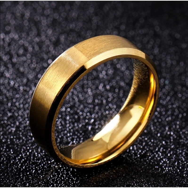 Cincin Unisex Model Poles Tepian Halus Tersedia Warna Gold dan Silver