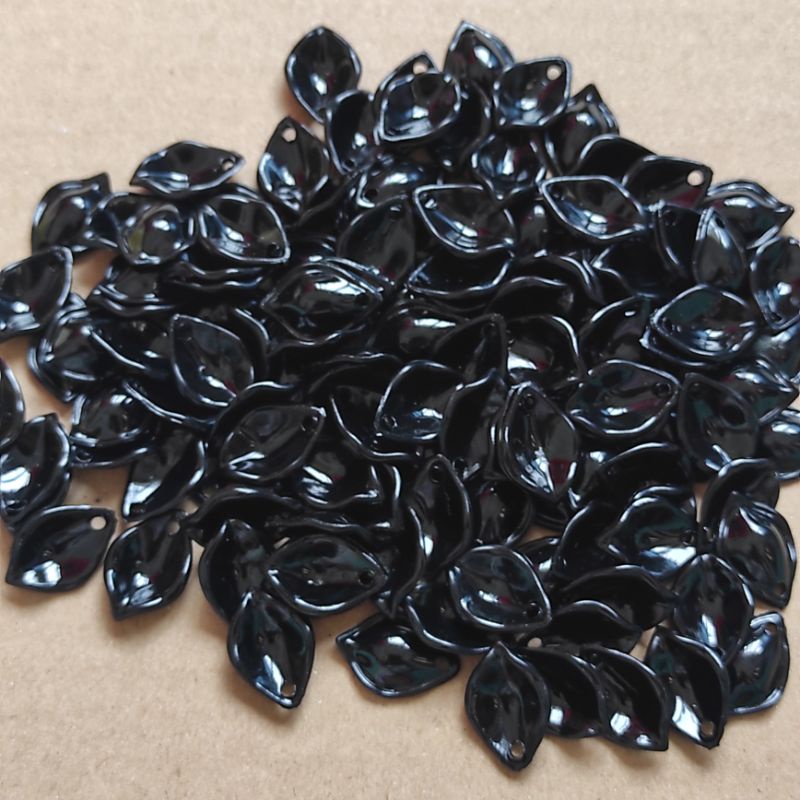 130pcs sekop mini mutiara putih dan hitam glossy