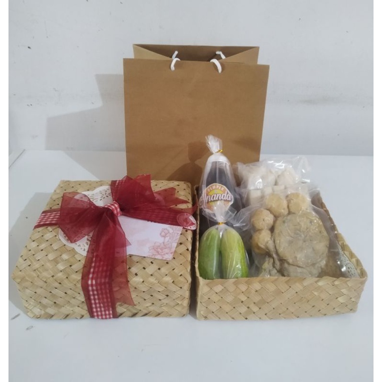 

Hampers Pempek Cantik 2