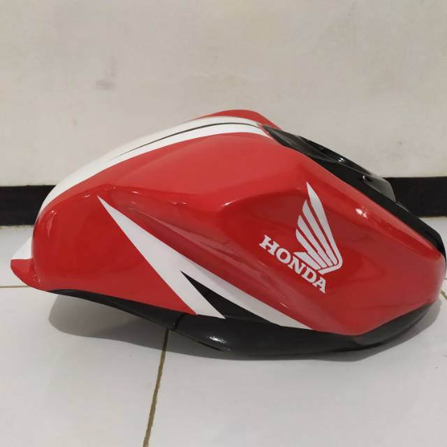 Cover Tanki CBR 150R model CBR 250R