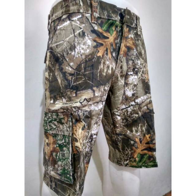 Celana Pendek Cargo Camo Edge