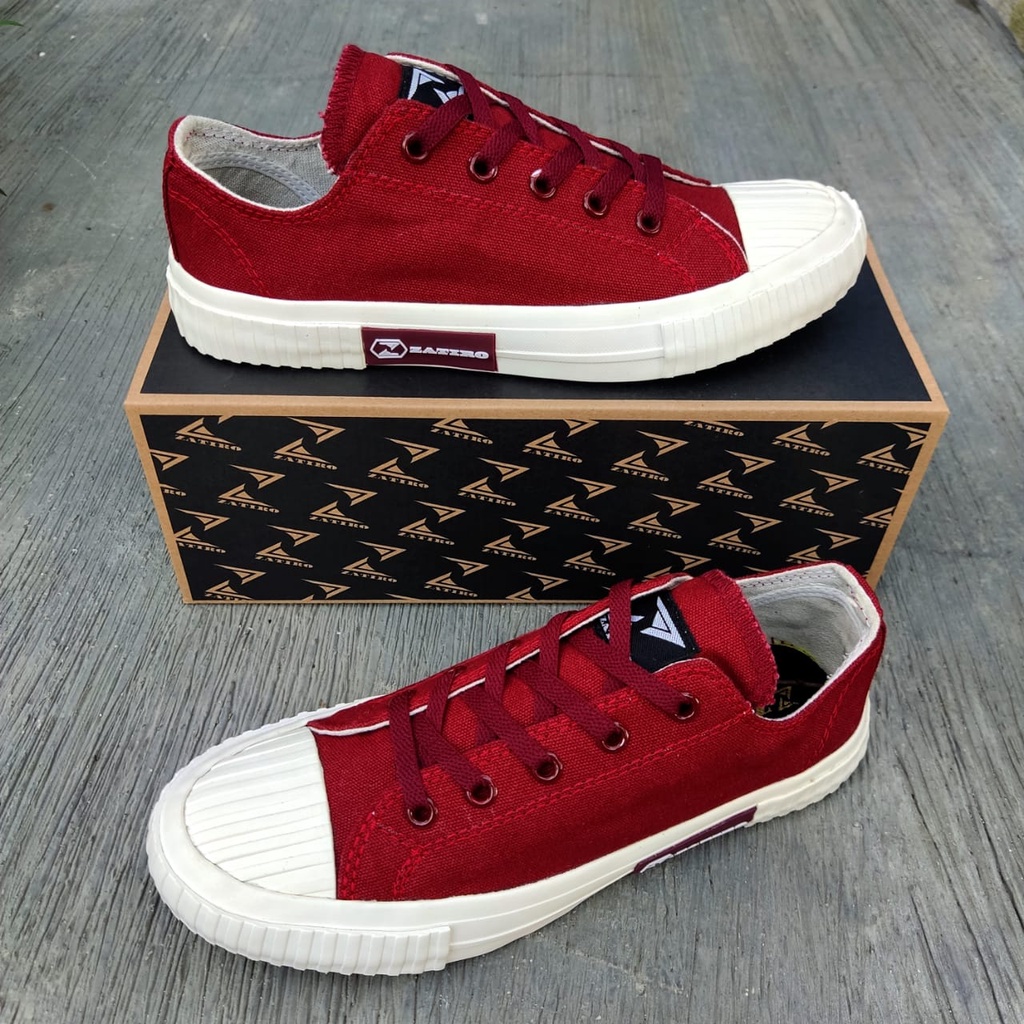 Sepatu Sneaker Pria Sneakers Terbaru Brand ZTR Untuk Sekolah Kuliah Kerja Warna Putih Original Olahraga cowok Kasual fashion Mesh Low Top Men Sport Shoes murah